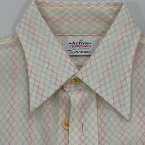 Authentic Vintage Arrow Men's Cream Button-Up Shirt with Pastel Print, XL.